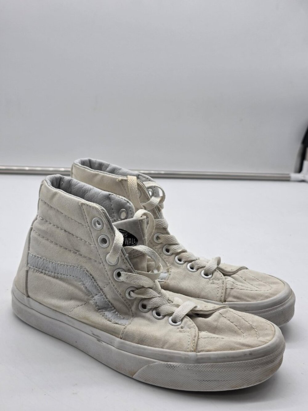 Vans High Top Shoes Mens Size 4 White Canvas Damaged Skate Sneakers Lace Up